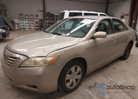 2009 Toyota Camry z USA, uszkodzony, nr VIN 4T1BE46K39U269850